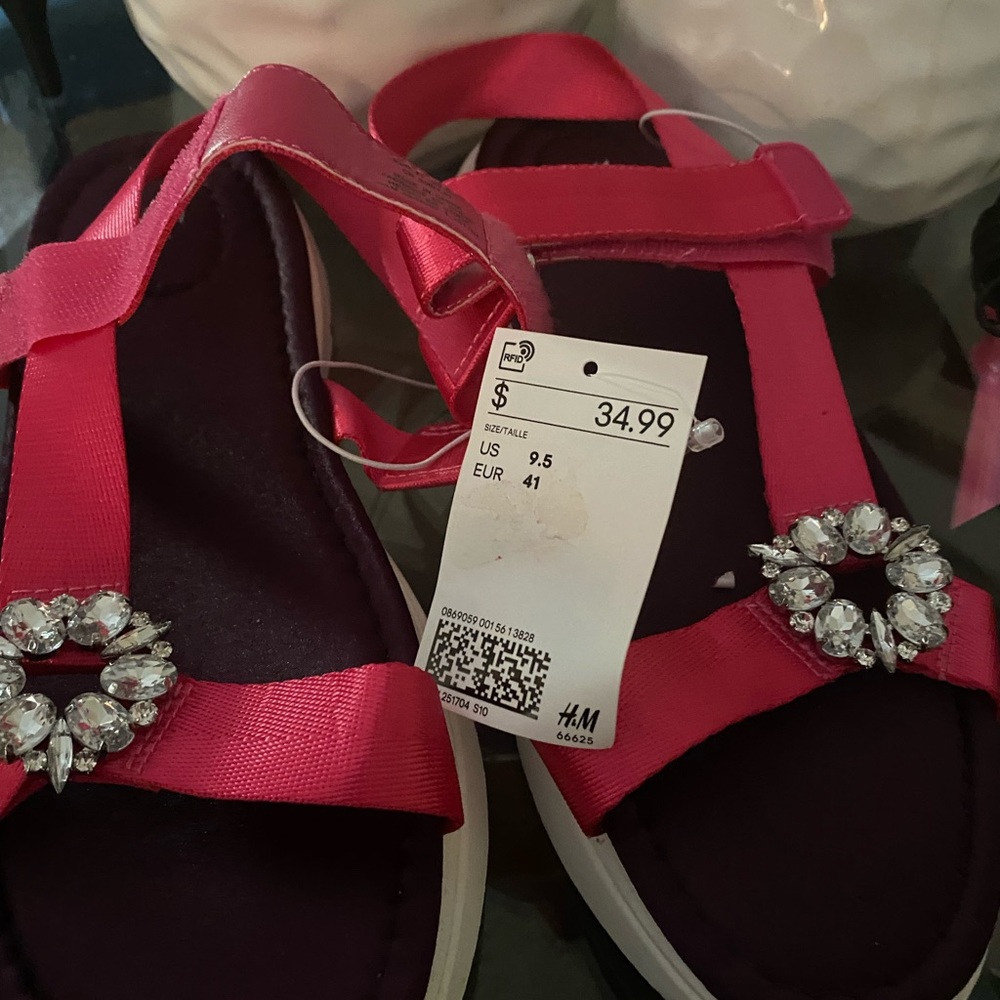 New with tags H&M sandals